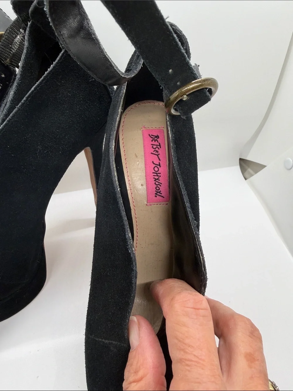 Betsey Johnson Black Suede Platform Peep Toe Shootie Heels Ankle Strap Sz 8